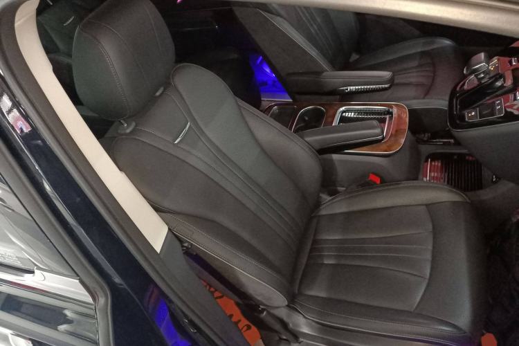 Used Hongqi HQ9 2023 2.0T Smart Connect Flagship Edition
