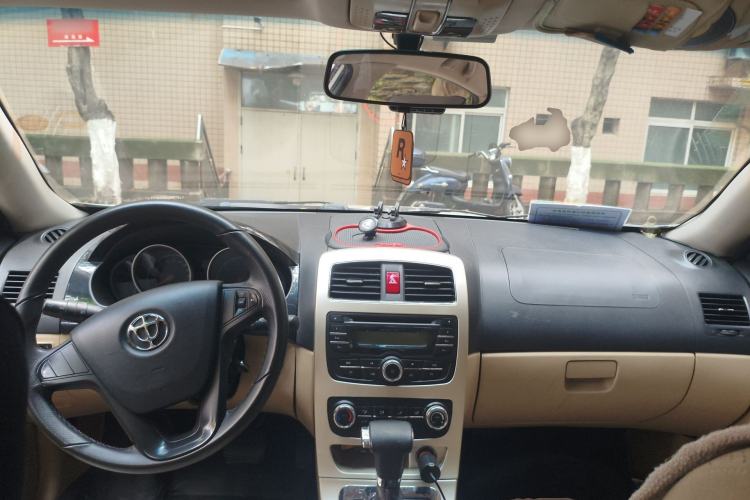 Used Brilliance H330 2013 1.5L Automatic Luxury Model
