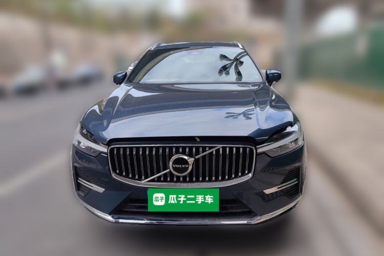 Used Volvo XC60 2023 B5 4x4 Smart Luxury Edition