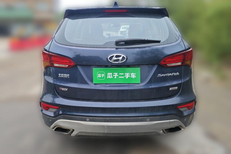 Used Hyundai Santa Fe 2017 2.0T Automatic All-Wheel Drive Smart 7-Seater Rear