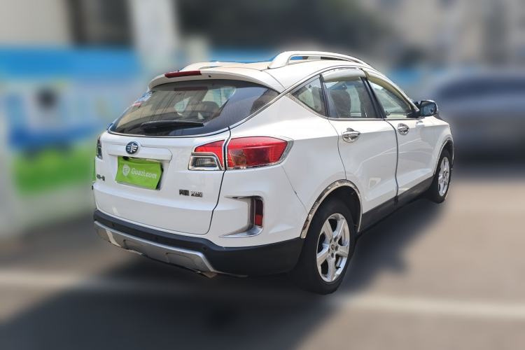 Used Bestune X80 2013 2.0L manual luxury version