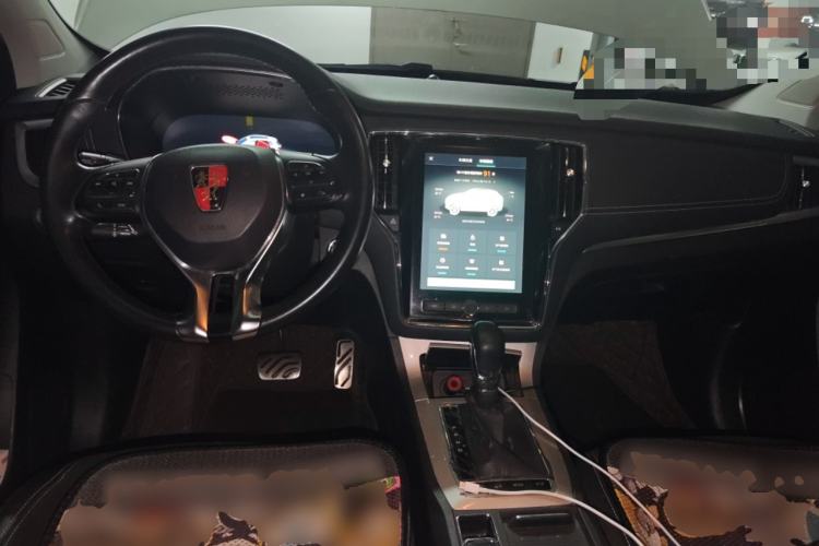 Used Roewe RX5 New Energy 2017 eRX5 50T Hybrid Connected Prestige Flagship Edition Center Console