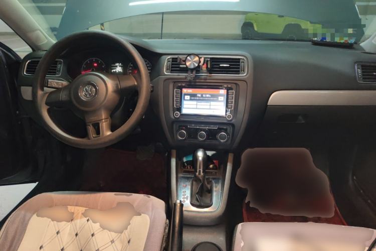 Used Volkswagen Sagitar 2012 1.6L Automatic Comfort Edition
