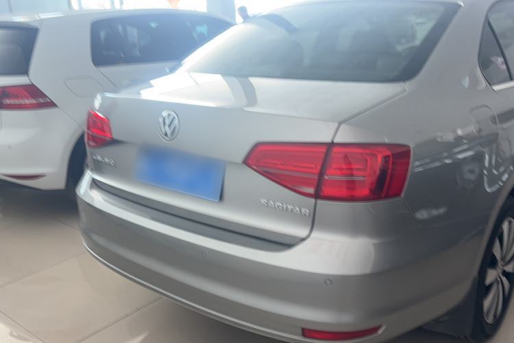 Used Volkswagen Sagitar 2018 1.6L Automatic Comfort Model Exterior 5