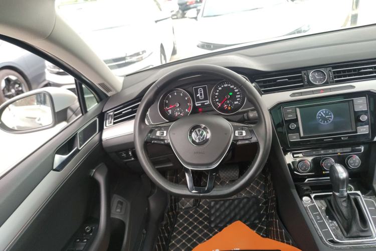 Used Volkswagen Magotan 2018 330TSI DSG Advanced Model