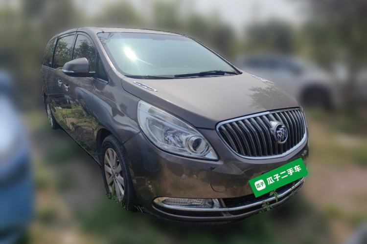 Used Buick GL8 2014 2.4L CT Luxury Business Comfort Edition Front Right 45 Deg