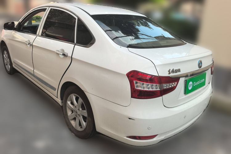 Used Dongfeng Junfeng E17 2018 Standard Model
