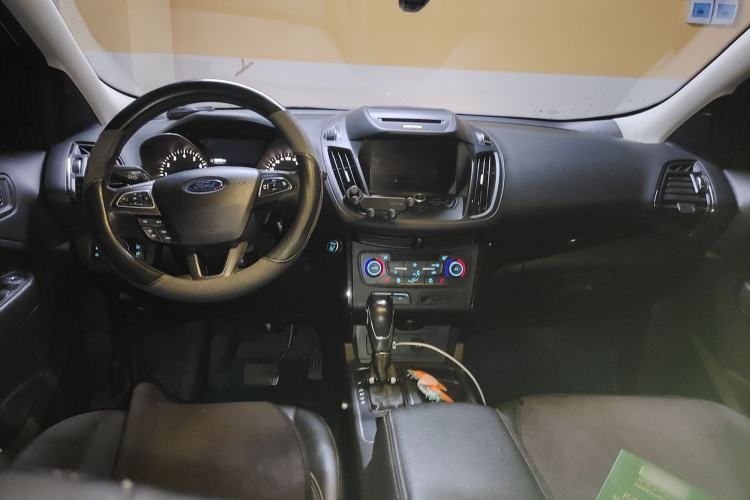 Used Ford Kuga 2018 EcoBoost 245 Four-Wheel Drive Luxury Wing Model Center Console