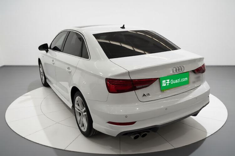 Used Audi A3 2019 Limousine 35 TFSI Fashion Edition China VI Emission Standard Exterior 2