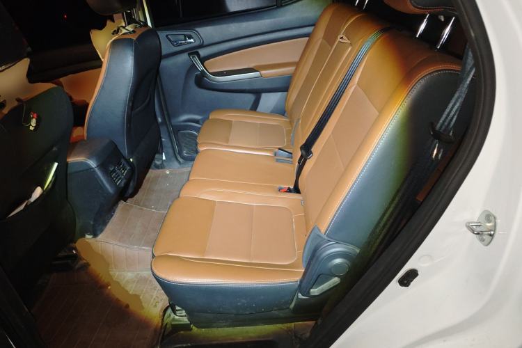 Used Oshan CX70 2016 1.6L Manual Luxury Model
