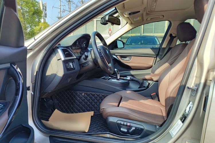 Used BMW 3 Series 2019 320Li Fashion Model
