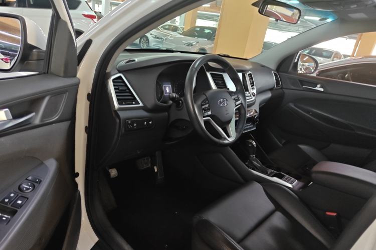 Used Hyundai Tucson 2015 1.6T Dual-Clutch Two-Wheel-Drive Smart Model