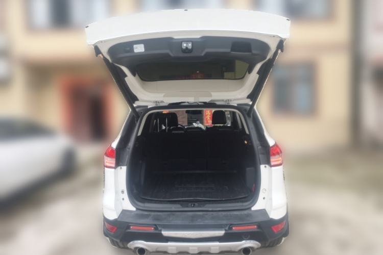 Used Ford Kuga 2015 2.0L GTDi Four-Wheel-Drive Sport Model
