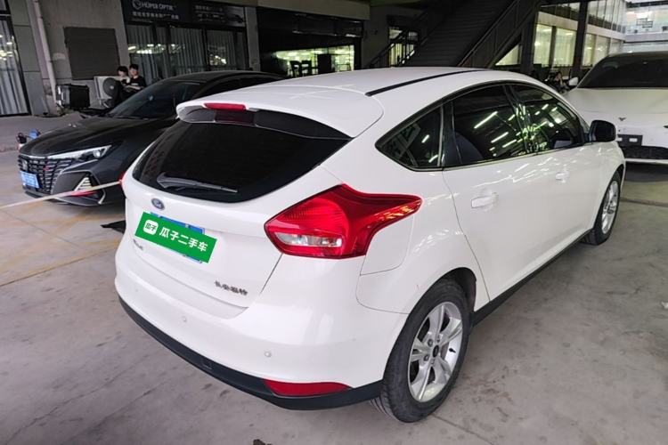 Used Ford Focus 2017 Hatchback 1.6L Automatic Comfort Plus SmartDrive Edition Rear Right 45 Deg
