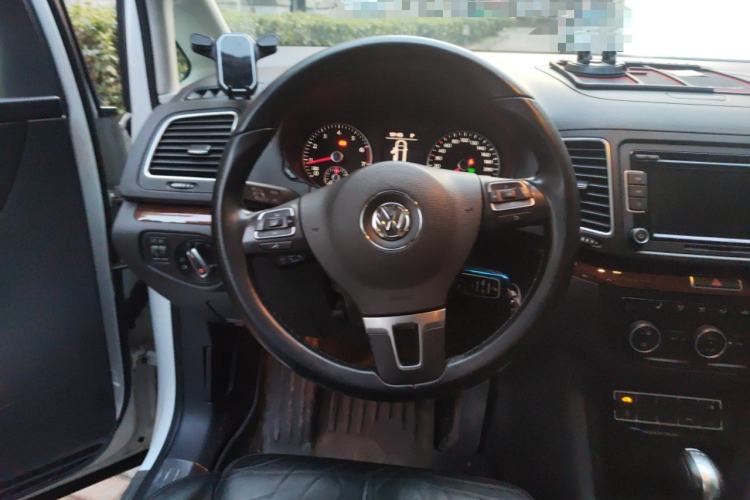 Used Volkswagen Sharan 2015 1.8TSI Comfort Model

