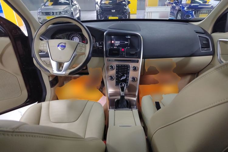 Used Volvo XC60 2015 T5 Smart Upgrade Model