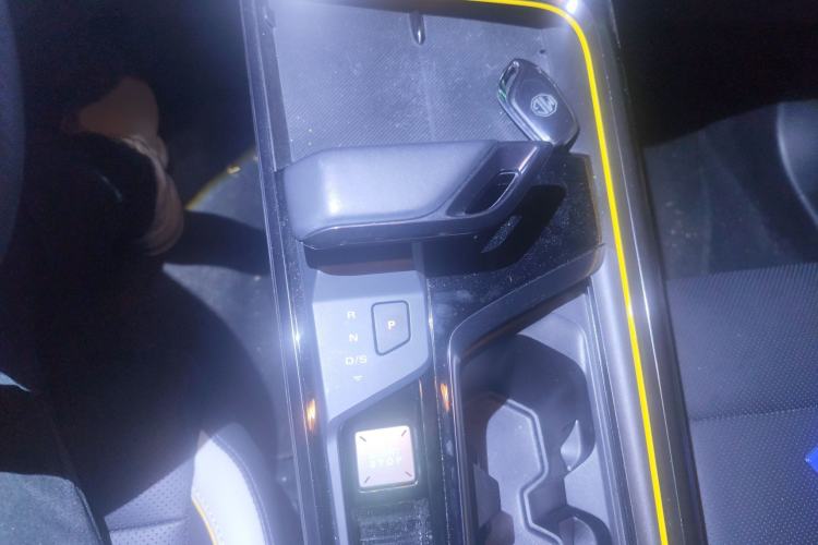 Used MG 5 Scorpio 2022 1.5T Trophy Sport Luxurious Edition Gear Lever