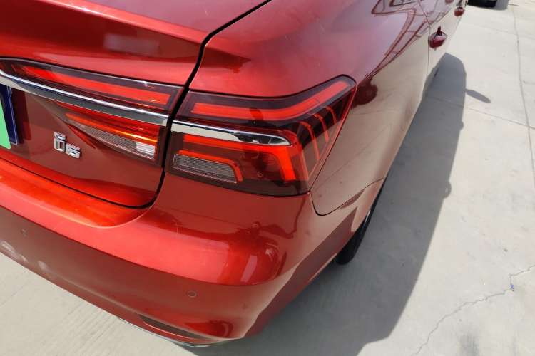 Used Roewe i6 2017 20T Manual Luxury Edition