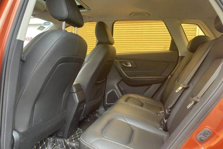 Used Bestune X40 2017 1.6L Automatic Luxury Model
