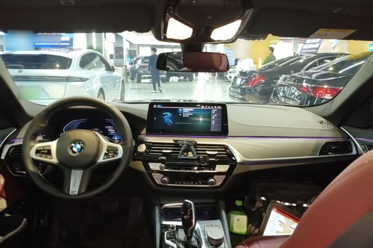 Used BMW 5 Series New Energy 2021 Restyled 535Le M Sport Package Center Console