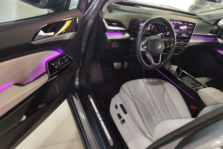 Used Volkswagen ID.6 X 2021 Prime Smart Four-Wheel Drive Edition Driver Seat