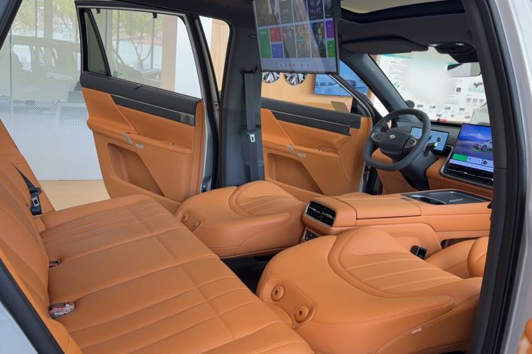 Used Dongfeng eπ eπ008 2026 Model Five-Seat Pure-Electric Ultra-Premium Edition
