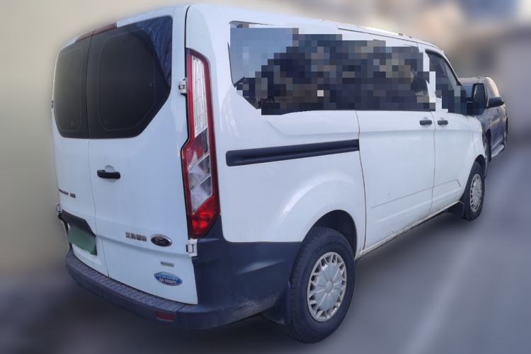 Used Ford Transit 2017 2.0T Gasoline Multi-Purpose Commercial Vehicle Short Wheelbase Low Roof China V Standard