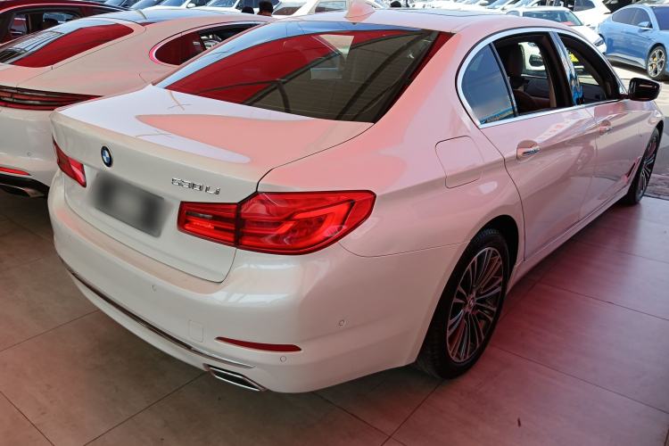 Used BMW 5 Series 2018 Facelifted 530Li Luxury Edition Premium Package