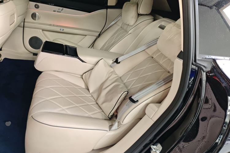 Used Hima Stelato S9 2025 Extended-Range Ultra Left Rear Seat