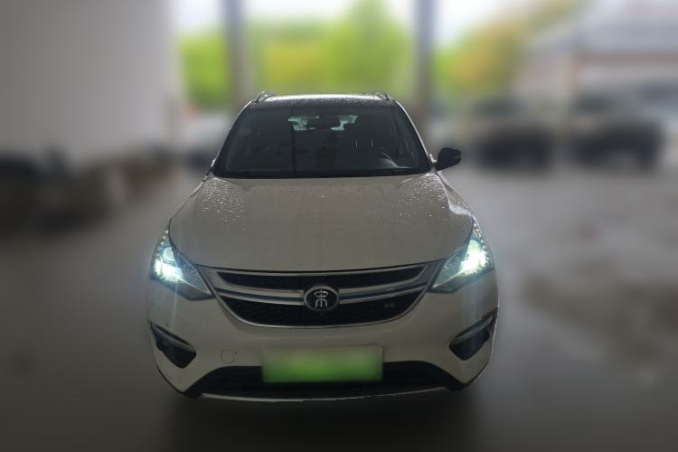 Used BYD Song New Energy 2017 Song DM 1.5TID All-Wheel Drive Luxury Model Front