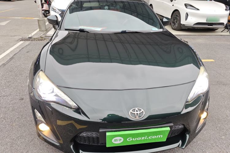 Used Toyota 86 2013 2.0L Automatic Luxury Version
