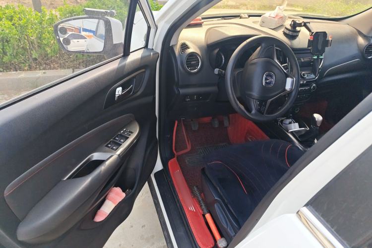 Used CHANGAN CS15 2016 1.5L Manual Fashion Edition Driver Seat