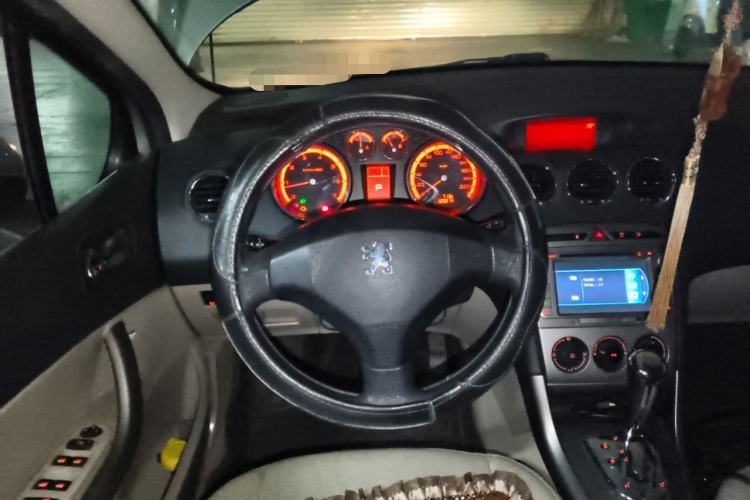 Used Peugeot 408 2011 2.0L Automatic Comfort Edition
