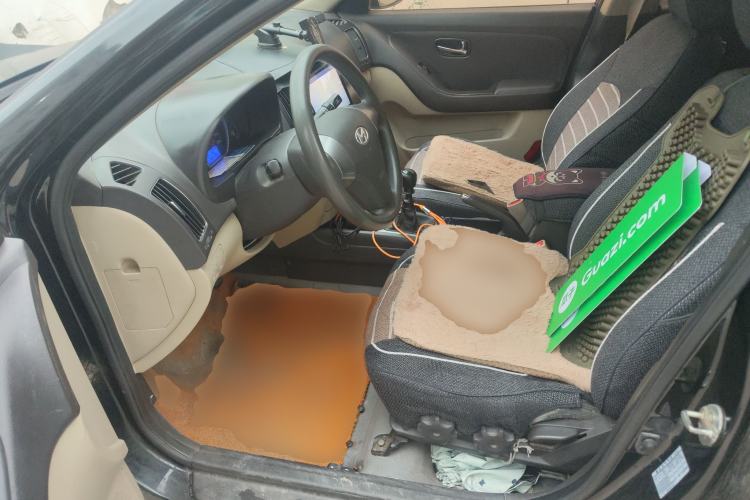 Used Hyundai Celesta 2011 1.6L Manual Luxury Model
