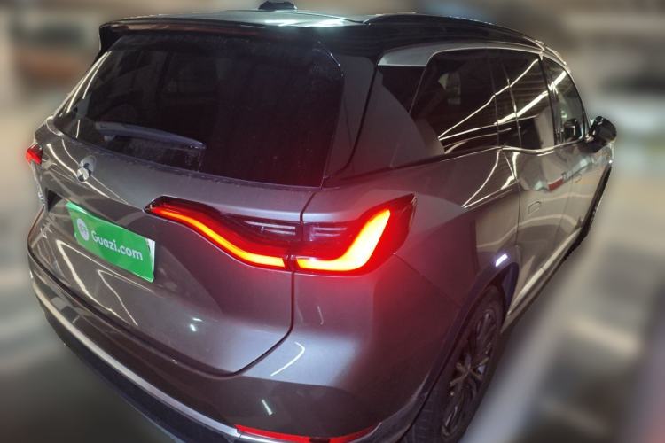 Used Nio ES8 2020 415 km Range 6-Seater Version
