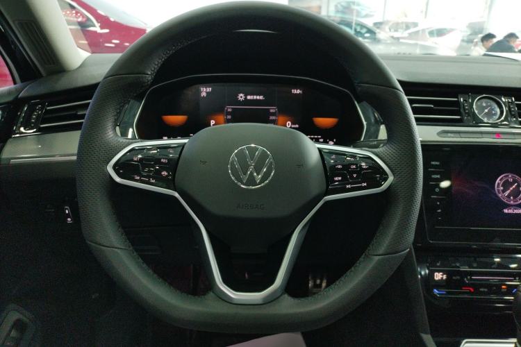 Used Volkswagen Magotan 2023 2 Million Units Limited Edition 330TSI DSG Leading Version Steering Wheel