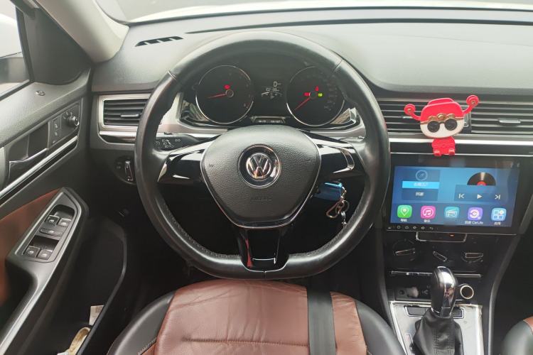 Used Volkswagen Bora 2016 1.6L Automatic Comfort Model Steering Wheel