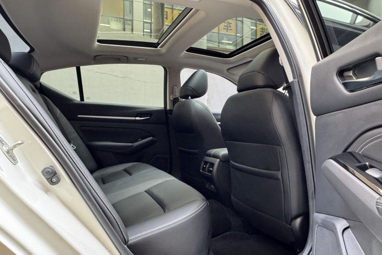 Used Nissan Teana 2021 2.0L XL Comfort Edition
