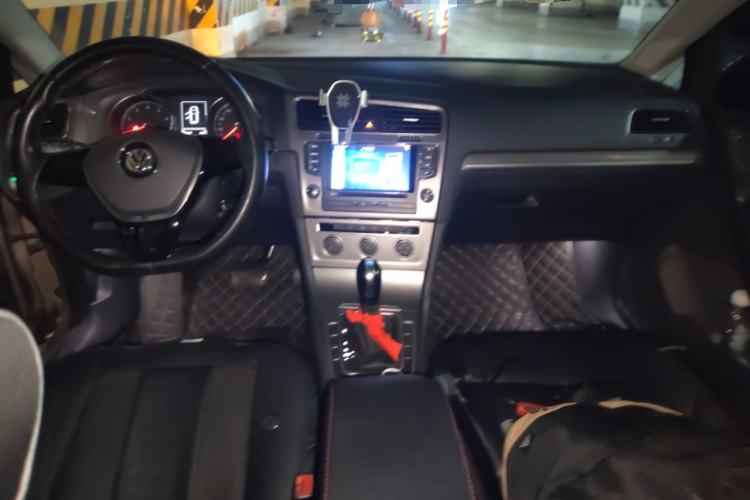 Used Volkswagen Golf 2015 1.4TSI Automatic Comfort Model
