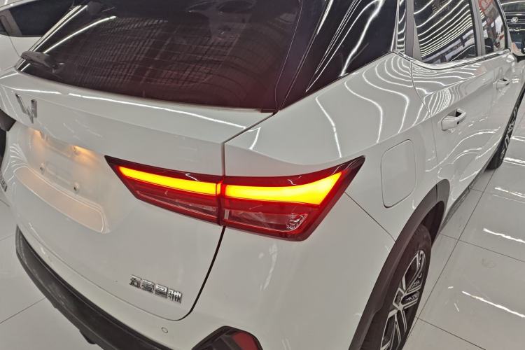 Used Wuling Alvez 2022 1.5T CVT Trendy & Cool Edition