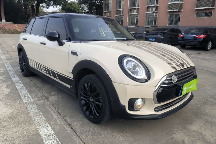 Used MINI Clubman 2016 Revised 1.5T COOPER Front Right 45 Deg