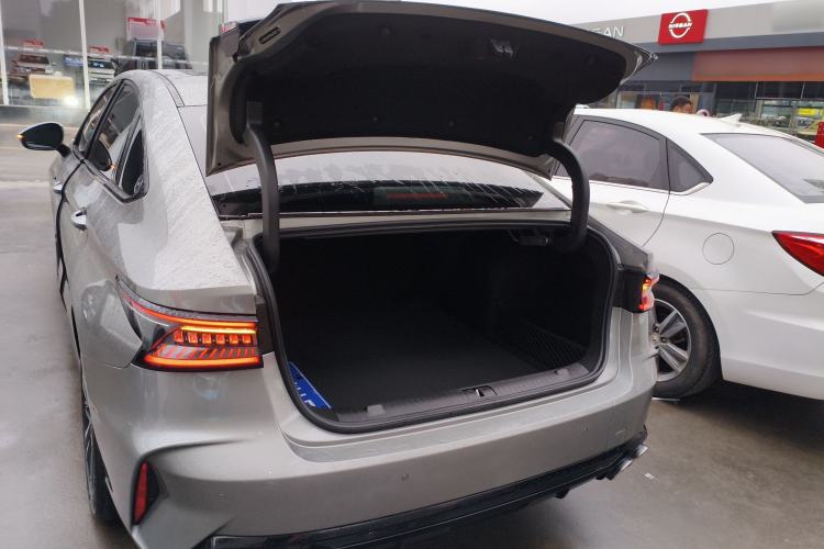 Used Chery Arrizo 8 2023 High-Performance Edition 2.0T DCT Powerfully Equipped