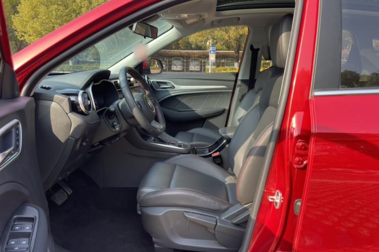 Used MG ZS 2020 180 DVVT Automatic Lite Interior 7