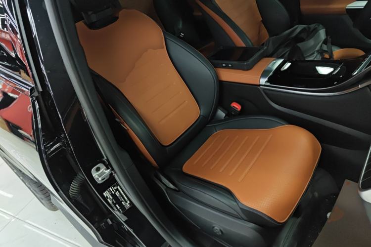 Used Mercedes-Benz GLC Coupe 2024 GLC 300 4MATIC Coupe SUV