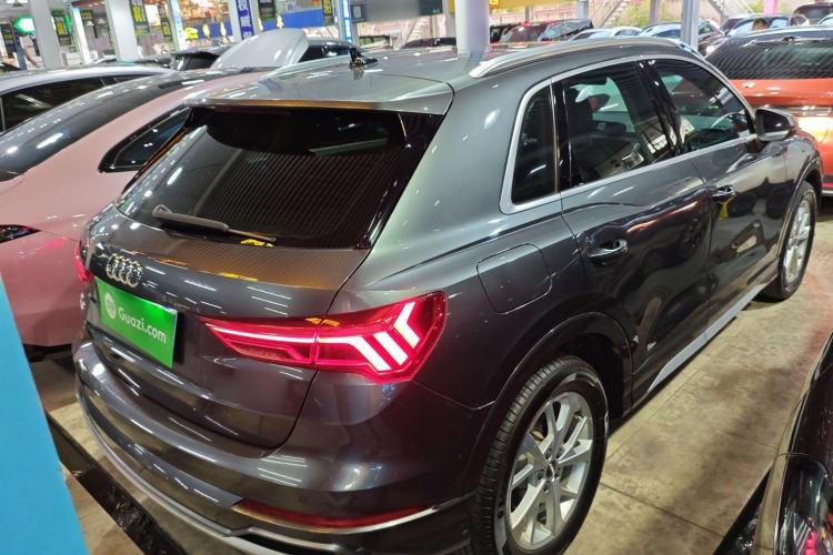 Used Audi Q3 2019 35 TFSI Advanced Dynamic Edition
