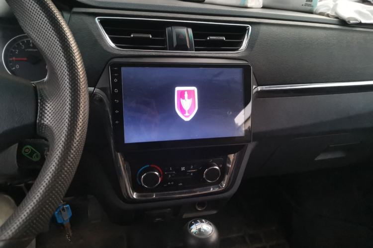 Used Jinbei Hiace X30 2019 1.5L Van Comfort Model China VI SWC15M
