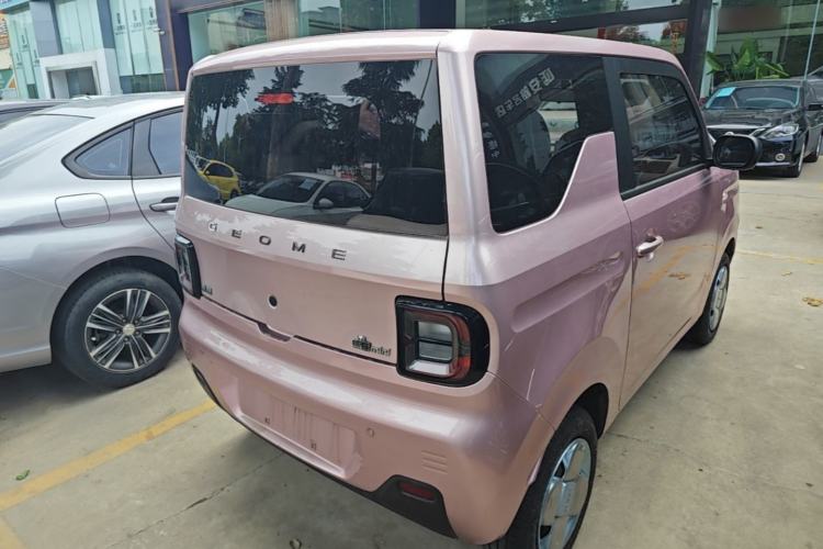 Used Geely Galaxy Panda 2024 Panda Mini 200km Endurance Bear
