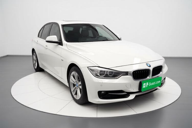 Used BMW 3 Series 2015 320i Luxury Edition Sports Design Package Exterior 2