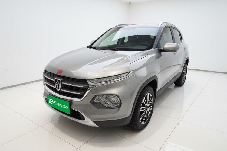 Used Baojun 510 2017 1.5L manual Comfort trim Guazi used car, China used car export, Used car for sale, Used Baojun cars, Cheapest cars for sale