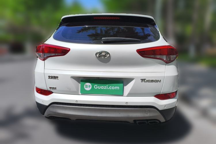 Used Hyundai Tucson 2015 1.6T Dual-Clutch Two-Wheel-Drive Smart Model Rear